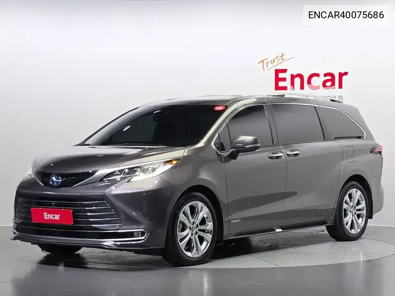 Toyota Sienna 2021 года выпуска