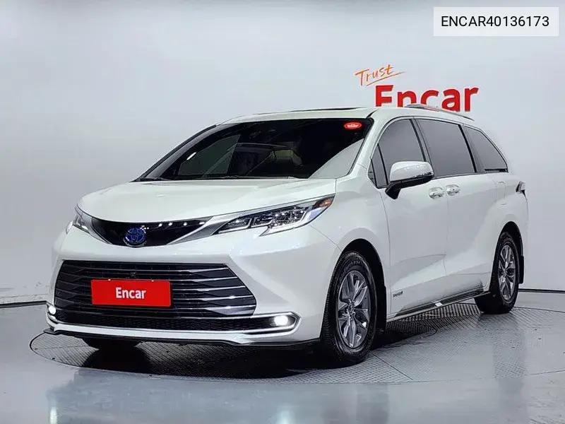 Toyota Sienna 2021 года выпуска