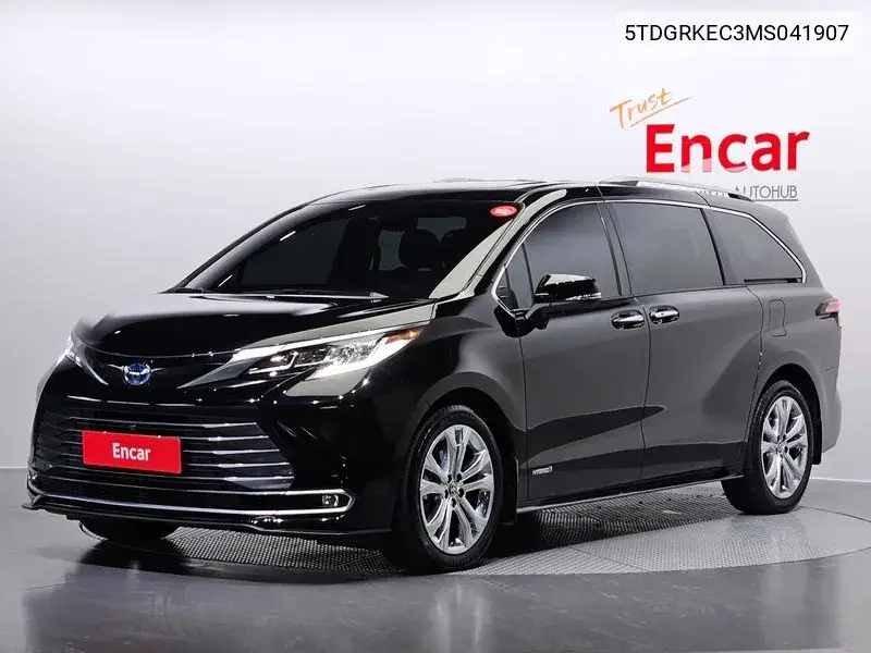 Toyota Sienna 2021 года выпуска