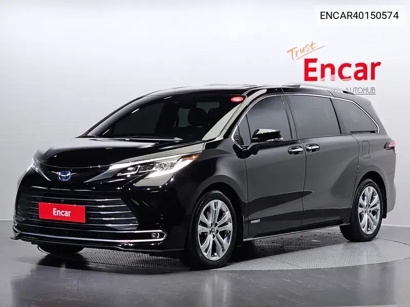 Toyota Sienna 2021 года выпуска
