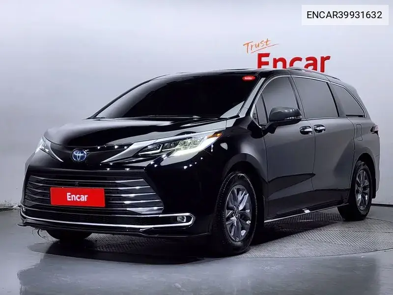 Toyota Sienna 2022 года выпуска