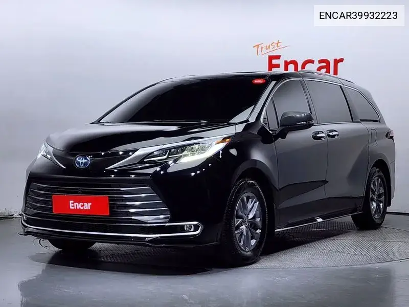 Toyota Sienna 2022 года выпуска