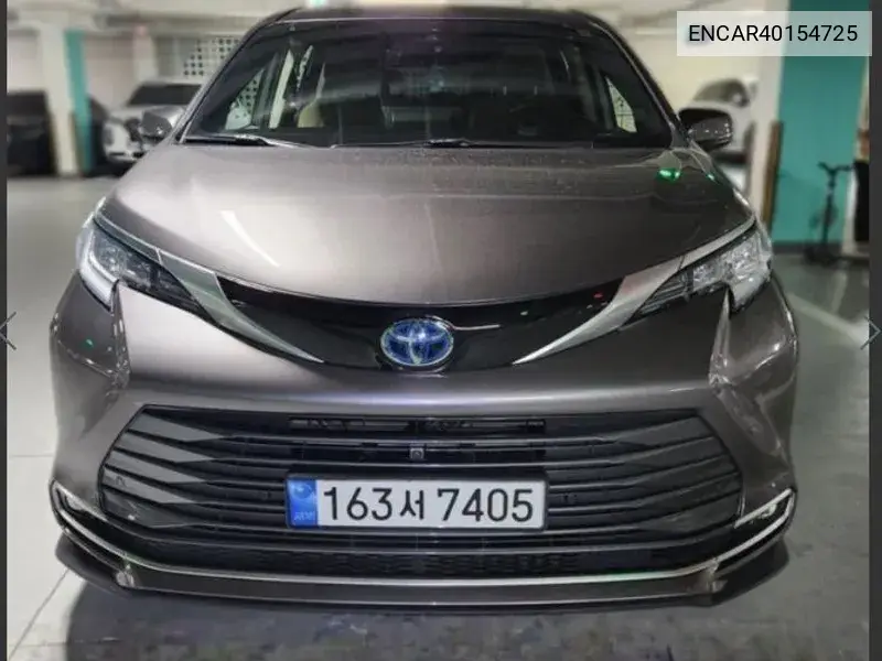 Toyota Sienna 2022 года выпуска