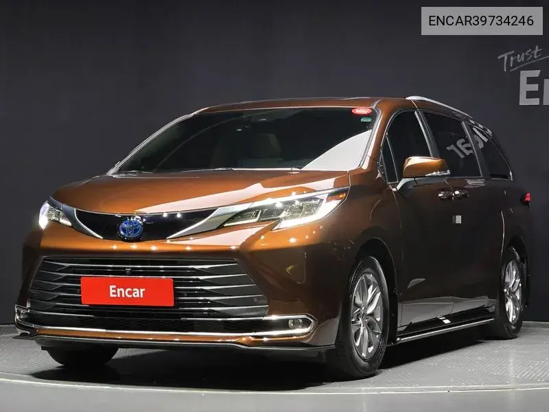 Toyota Sienna 2023 года выпуска