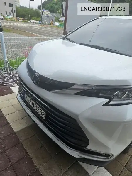 Toyota Sienna 2023 года выпуска