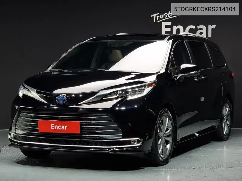Toyota Sienna 2024 года выпуска