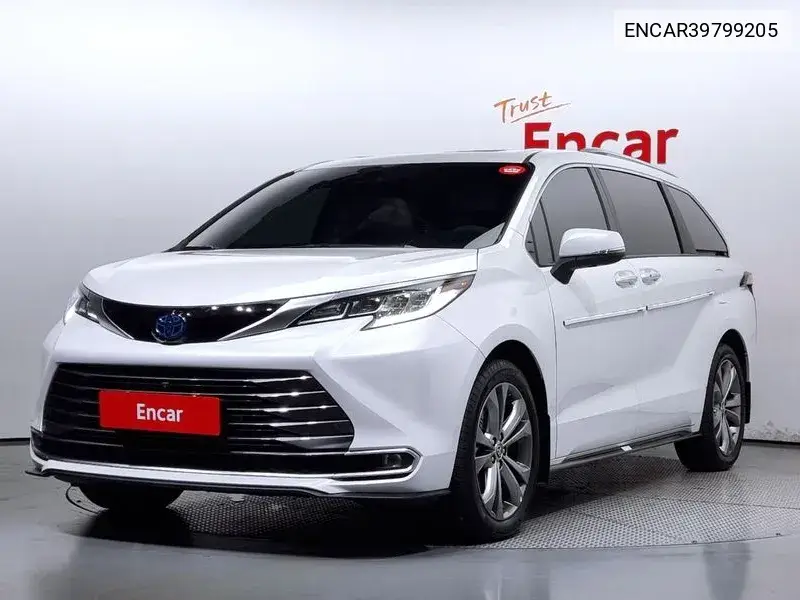 Toyota Sienna 2024 года выпуска