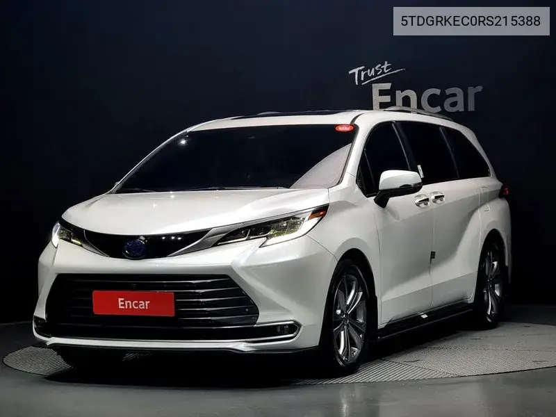 Toyota Sienna 2024 года выпуска