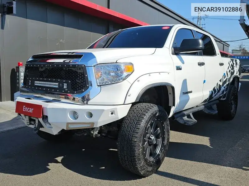 Toyota Tundra 2016 года выпуска