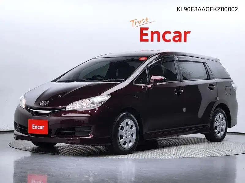 Toyota Wish 2015 года выпуска