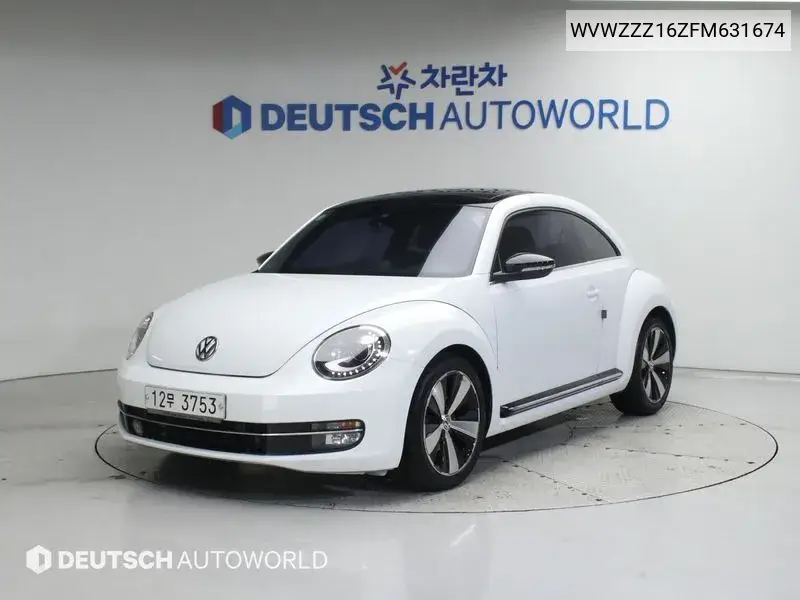 Volkswagen Beetle 2015 года выпуска