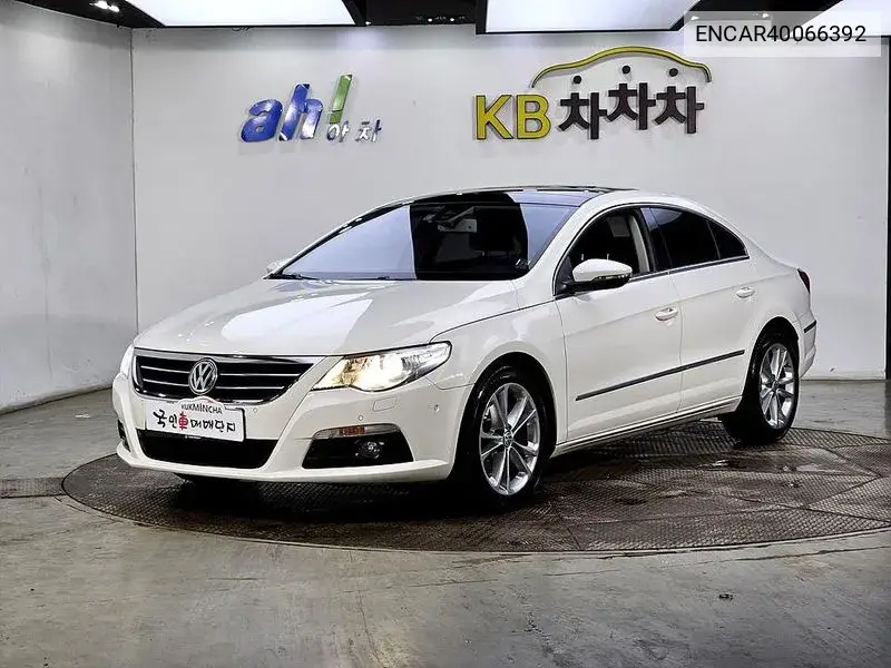 Volkswagen Passat CC 2010 года выпуска