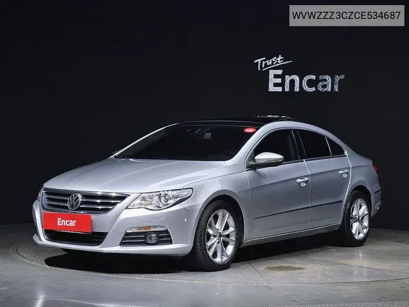 Volkswagen Passat CC 2011 года выпуска