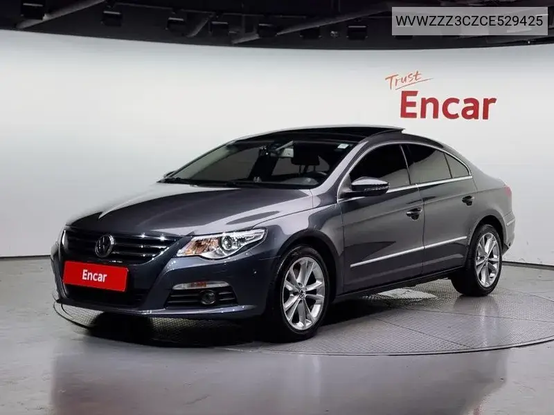Volkswagen Passat CC 2011 года выпуска