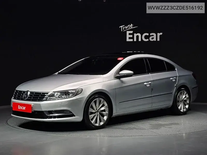 Volkswagen Passat CC 2012 года выпуска
