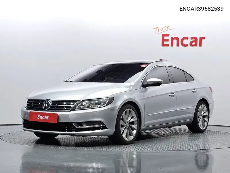 Volkswagen Passat CC 2012 года выпуска