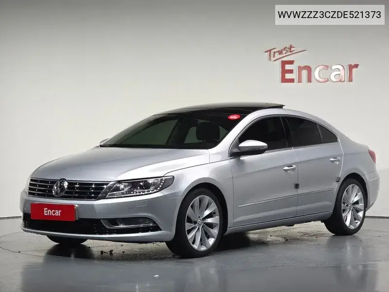 Volkswagen Passat CC 2012 года выпуска