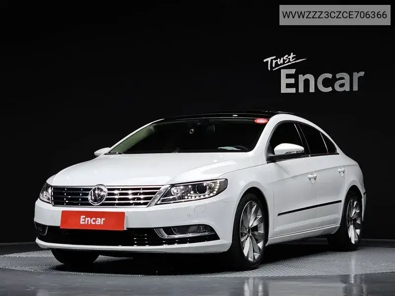Volkswagen Passat CC 2012 года выпуска