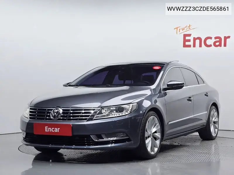 Volkswagen Passat CC 2013 года выпуска