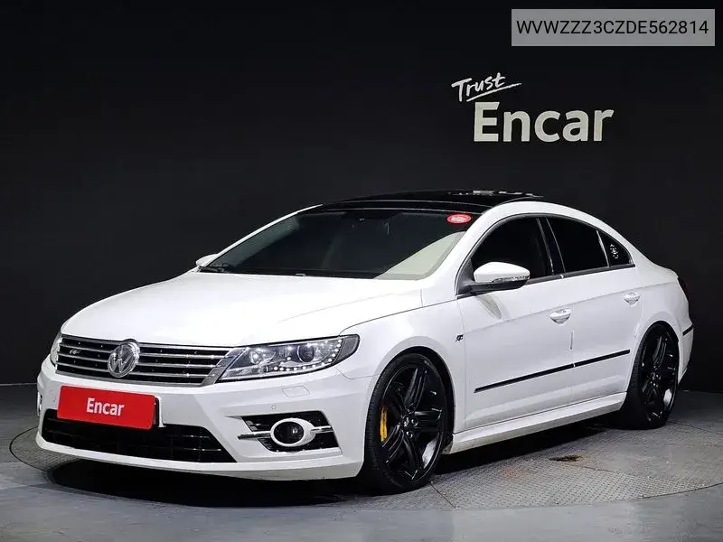 Volkswagen Passat CC 2013 года выпуска