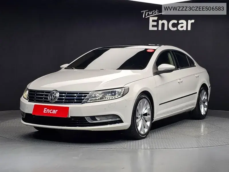 Volkswagen Passat CC 2013 года выпуска