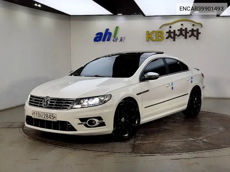 Volkswagen Passat CC 2013 года выпуска