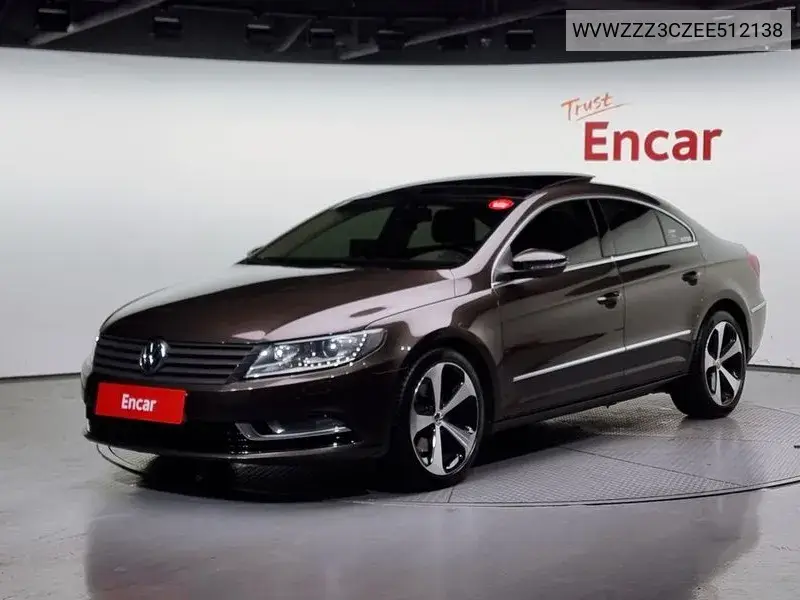 Volkswagen Passat CC 2013 года выпуска