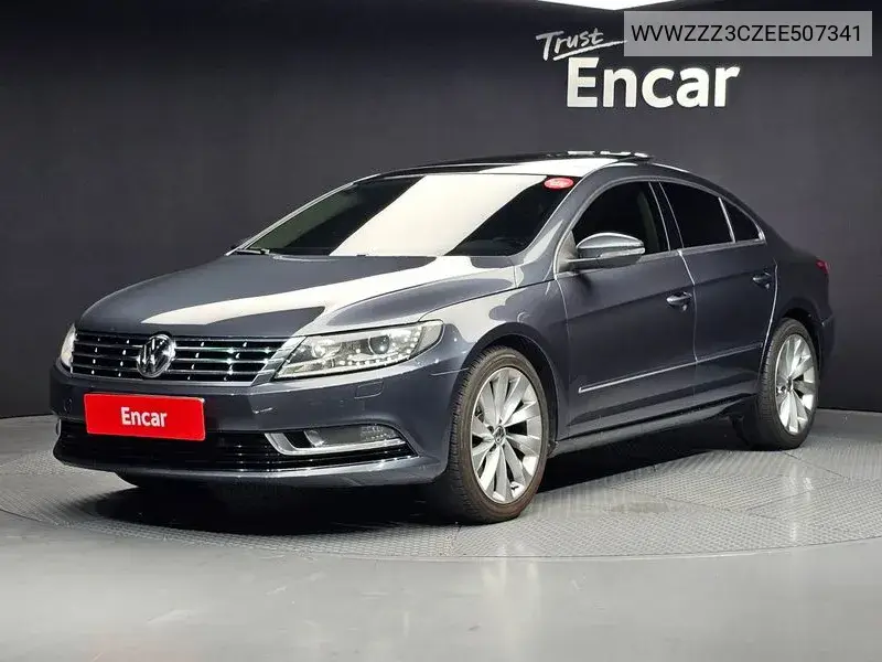 Volkswagen Passat CC 2013 года выпуска