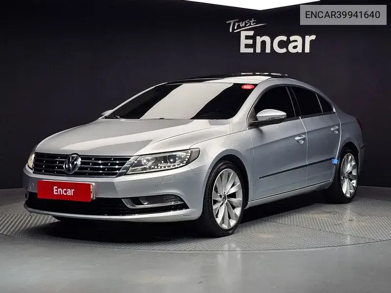 Volkswagen Passat CC 2013 года выпуска