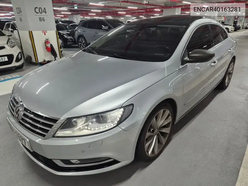 Volkswagen Passat CC 2013 года выпуска