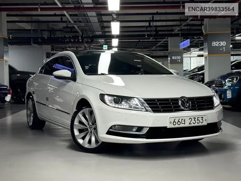 Volkswagen Passat CC 2014 года выпуска