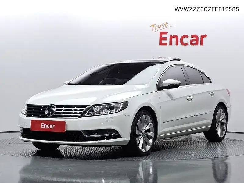 Volkswagen Passat CC 2015 года выпуска