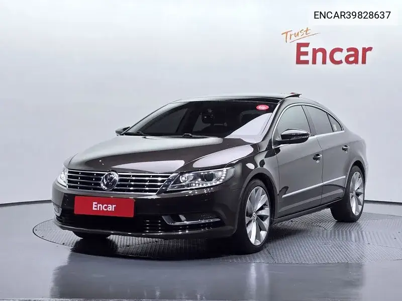 Volkswagen Passat CC 2015 года выпуска
