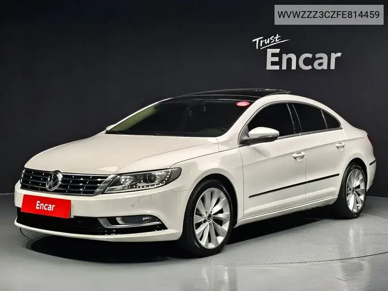 Volkswagen Passat CC 2015 года выпуска