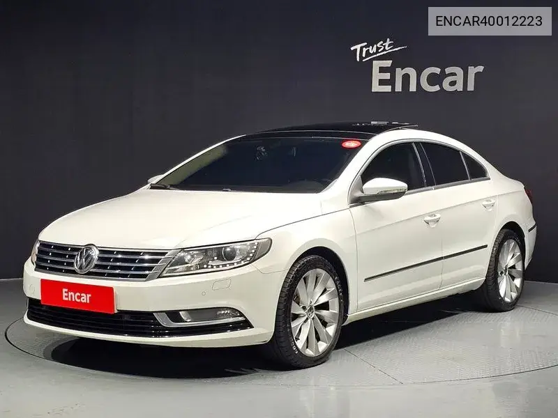 Volkswagen Passat CC 2015 года выпуска