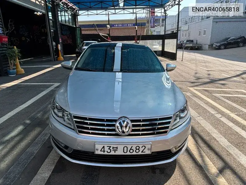 Volkswagen Passat CC 2015 года выпуска