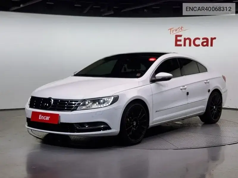 Volkswagen Passat CC 2015 года выпуска
