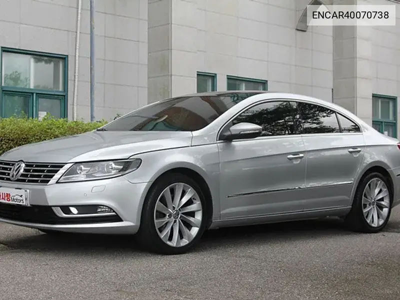 Volkswagen Passat CC 2015 года выпуска