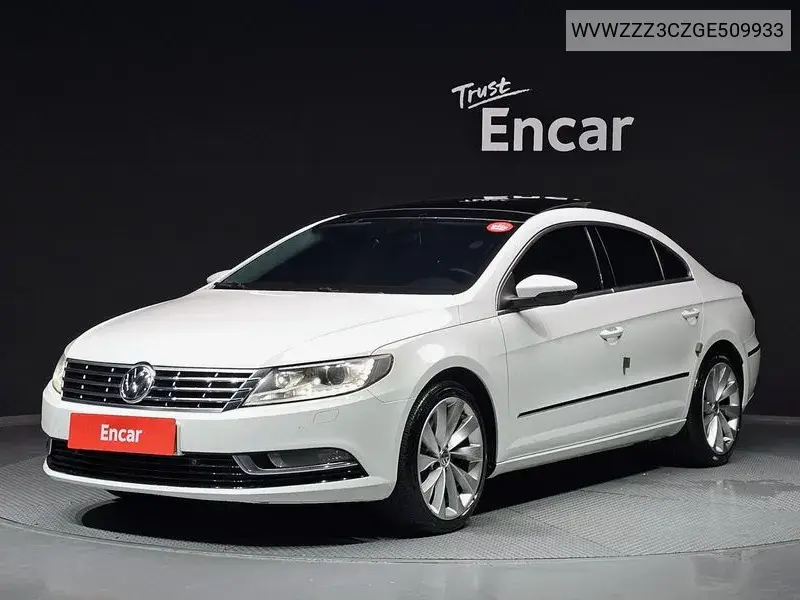Volkswagen Passat CC 2016 года выпуска