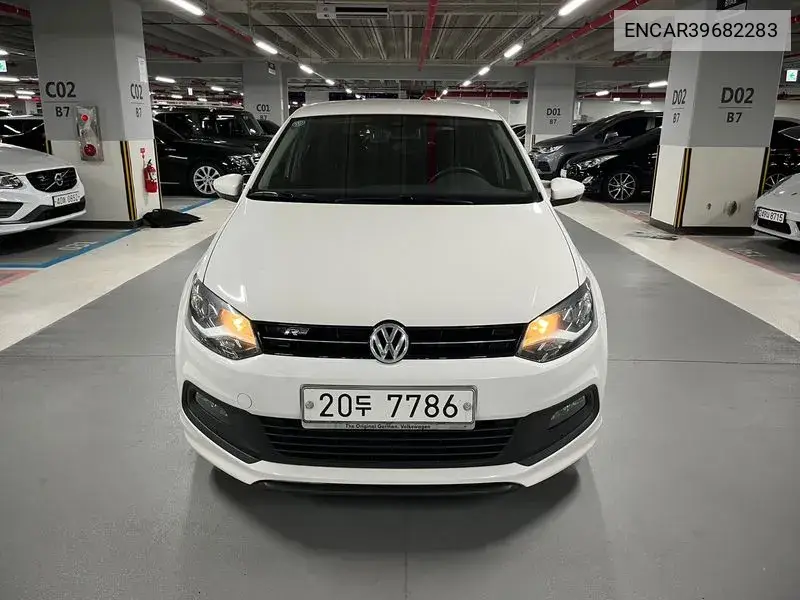Volkswagen Polo 2013 года выпуска