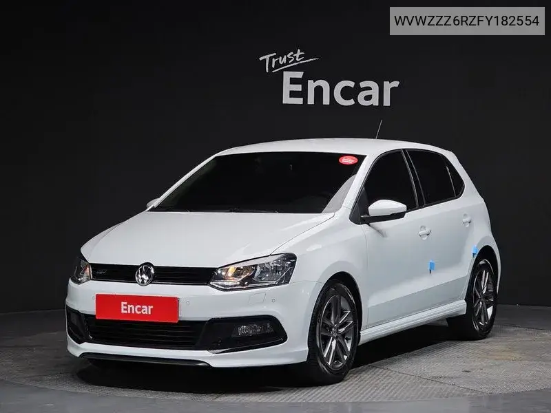 Volkswagen Polo 2015 года выпуска