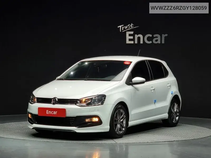 Volkswagen Polo 2016 года выпуска