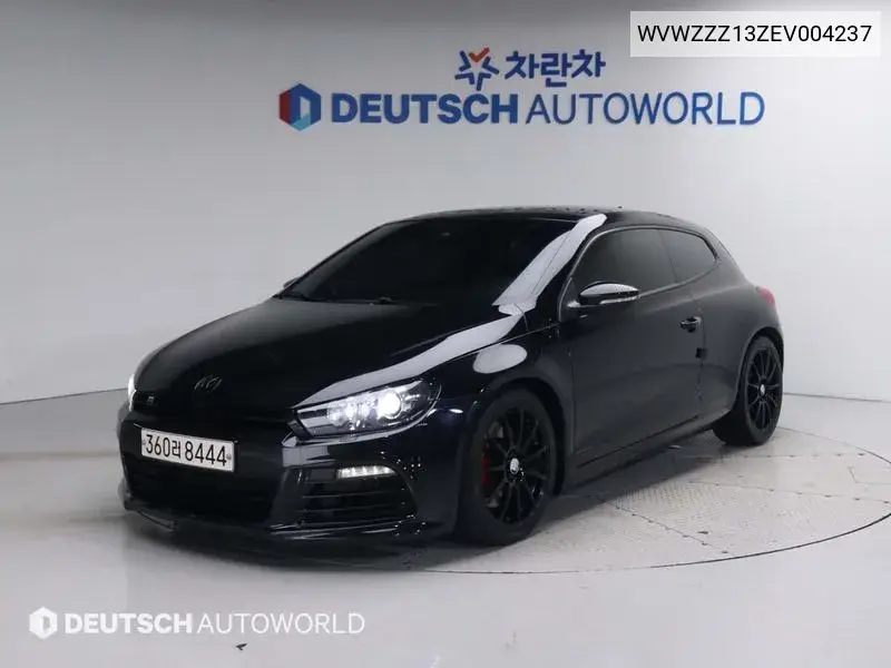 Volkswagen Scirocco 2013 года выпуска