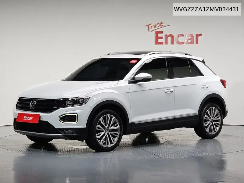 Volkswagen T-Roc 2021 года выпуска