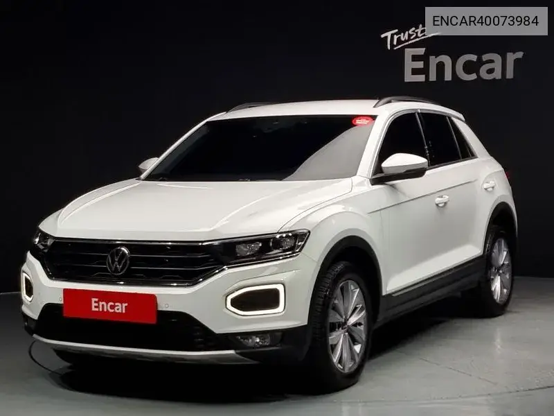 Volkswagen T-Roc 2021 года выпуска