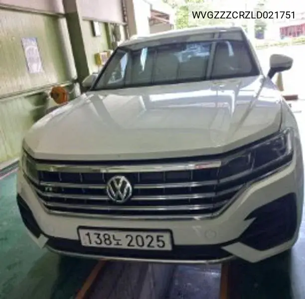 Volkswagen Touareg 2020 года выпуска