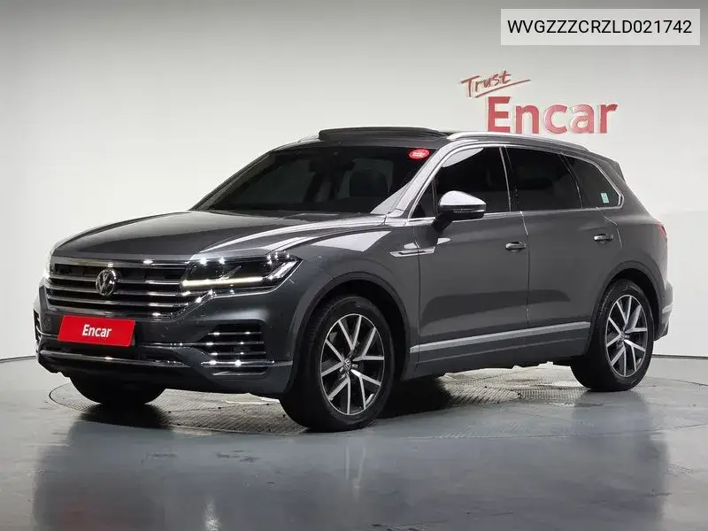 Volkswagen Touareg 2020 года выпуска