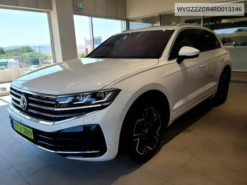Volkswagen Touareg 2024 года выпуска