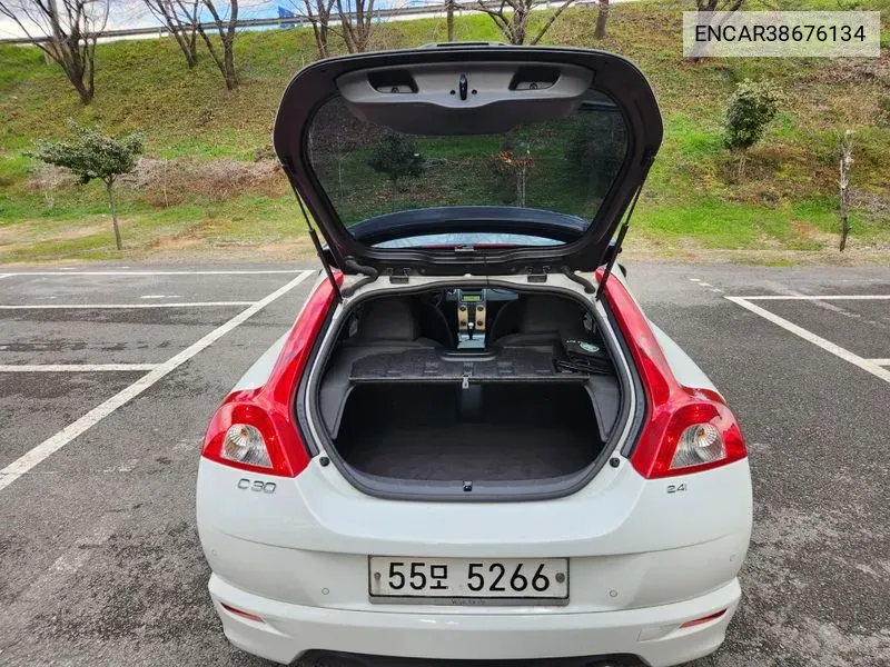 Volvo C30 2008 года выпуска