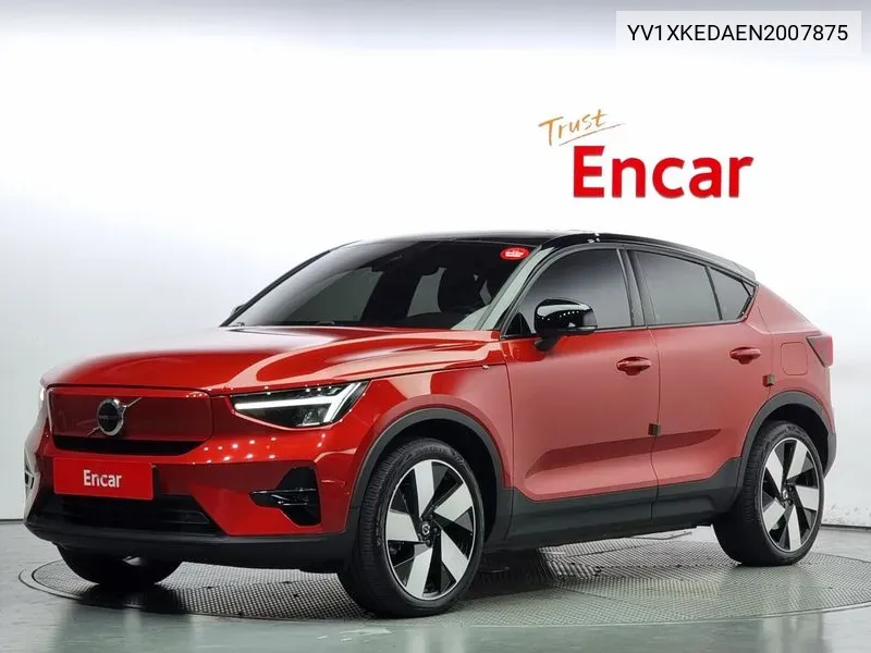 Volvo C40 2022 года выпуска